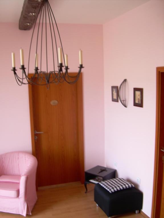 Phara Hostel Gdinj Chambre photo